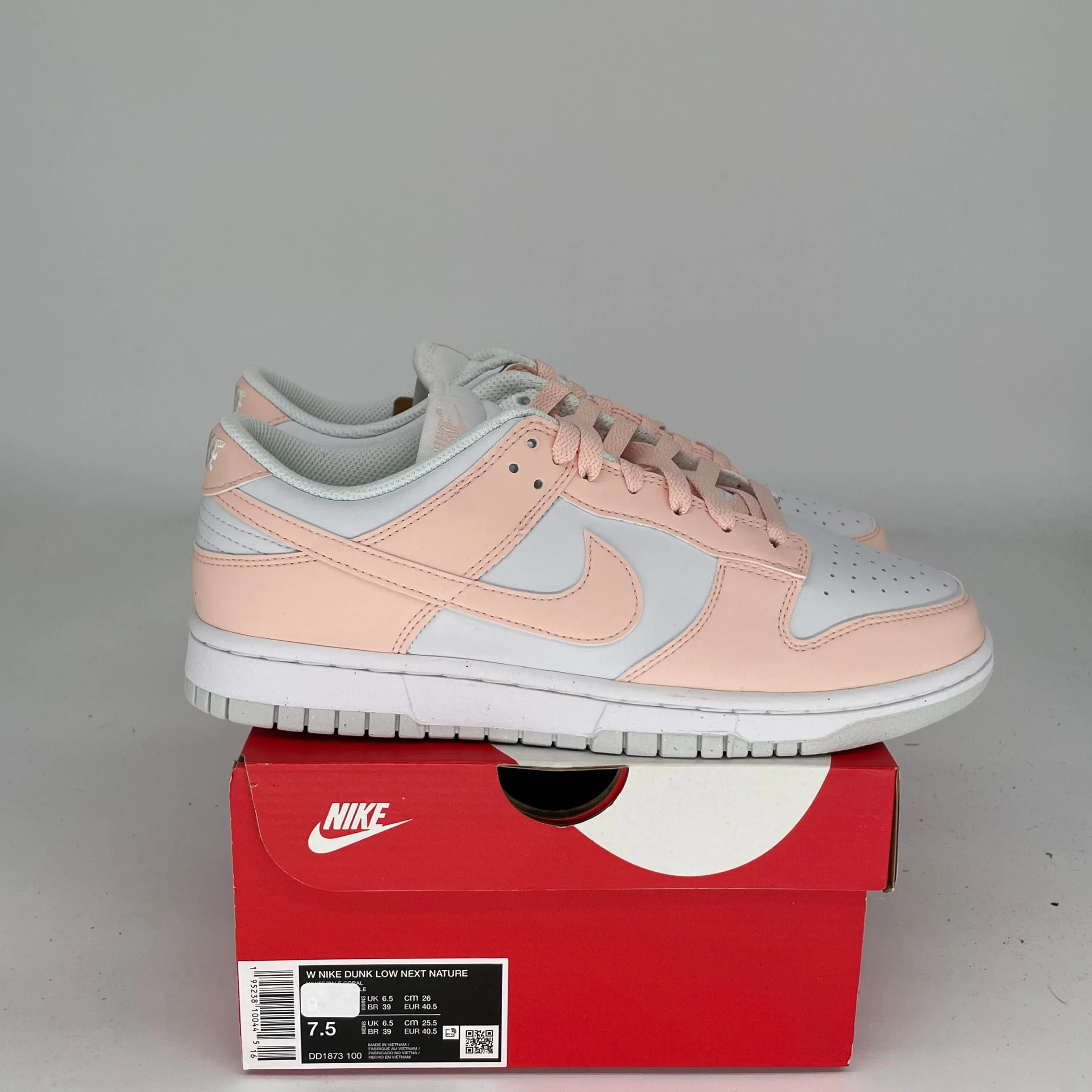 NIKE DUNK LOW NEXT NATURE PALE CORAL W SIZE 7.5/9W DD1873-100