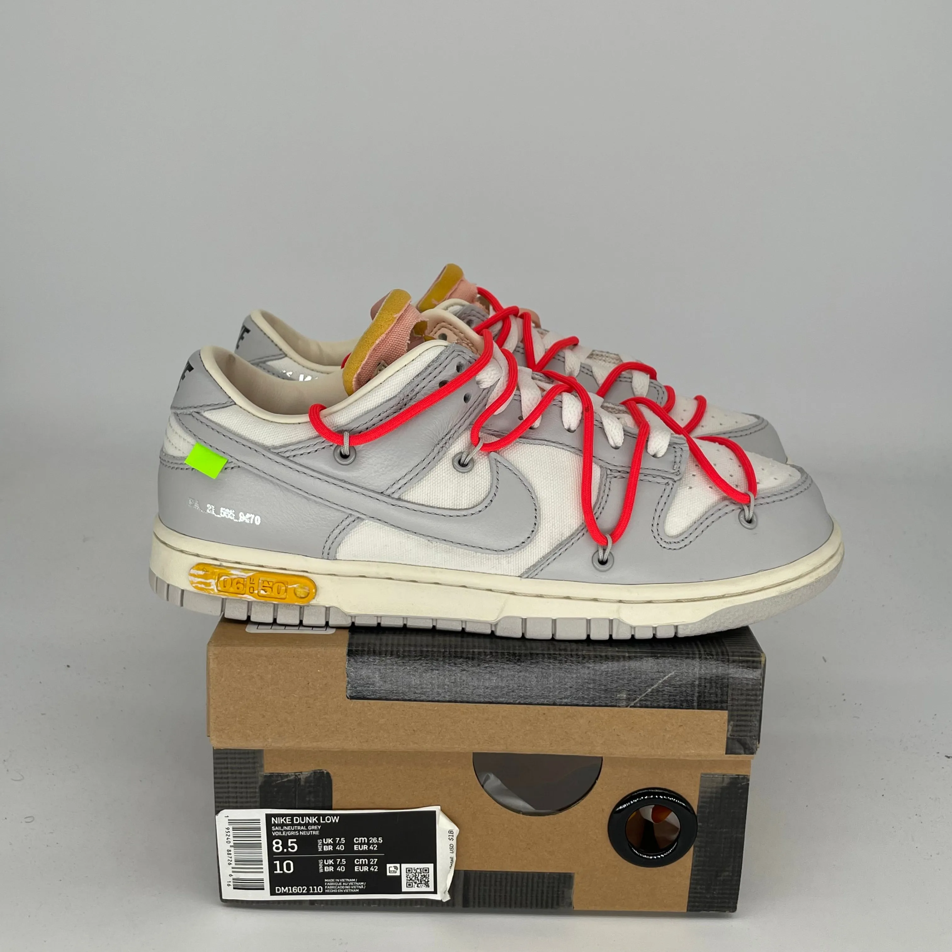 NIKE DUNK LOW OFF WHITE LOT 6 SIZE 8.5 DM1602-110