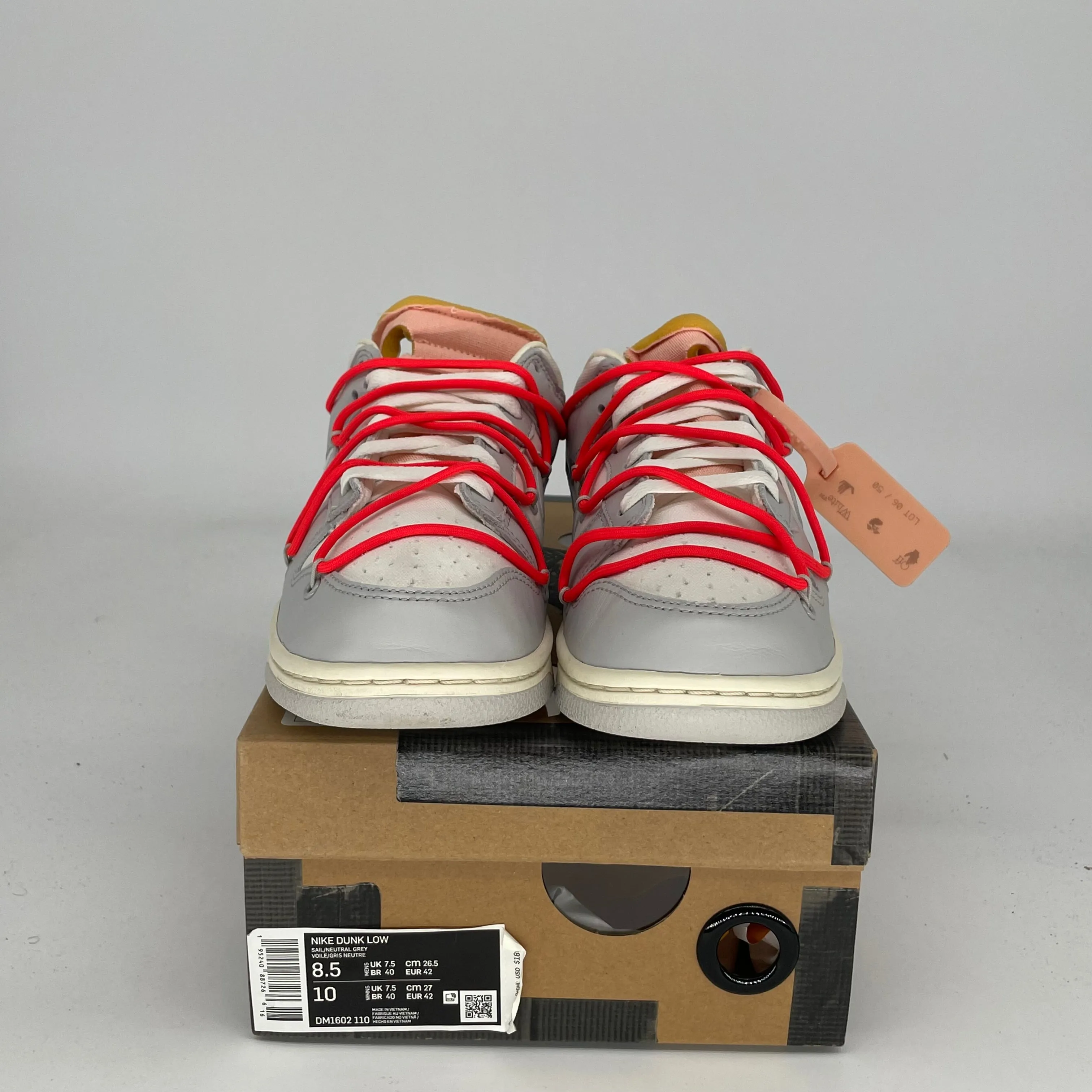 NIKE DUNK LOW OFF WHITE LOT 6 SIZE 8.5 DM1602-110