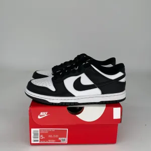 NIKE DUNK LOW PANDA SIZE 5Y CW1590-100