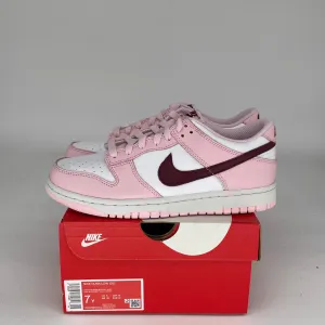 NIKE DUNK LOW PINK FOAM SIZE 7Y DH9765-001