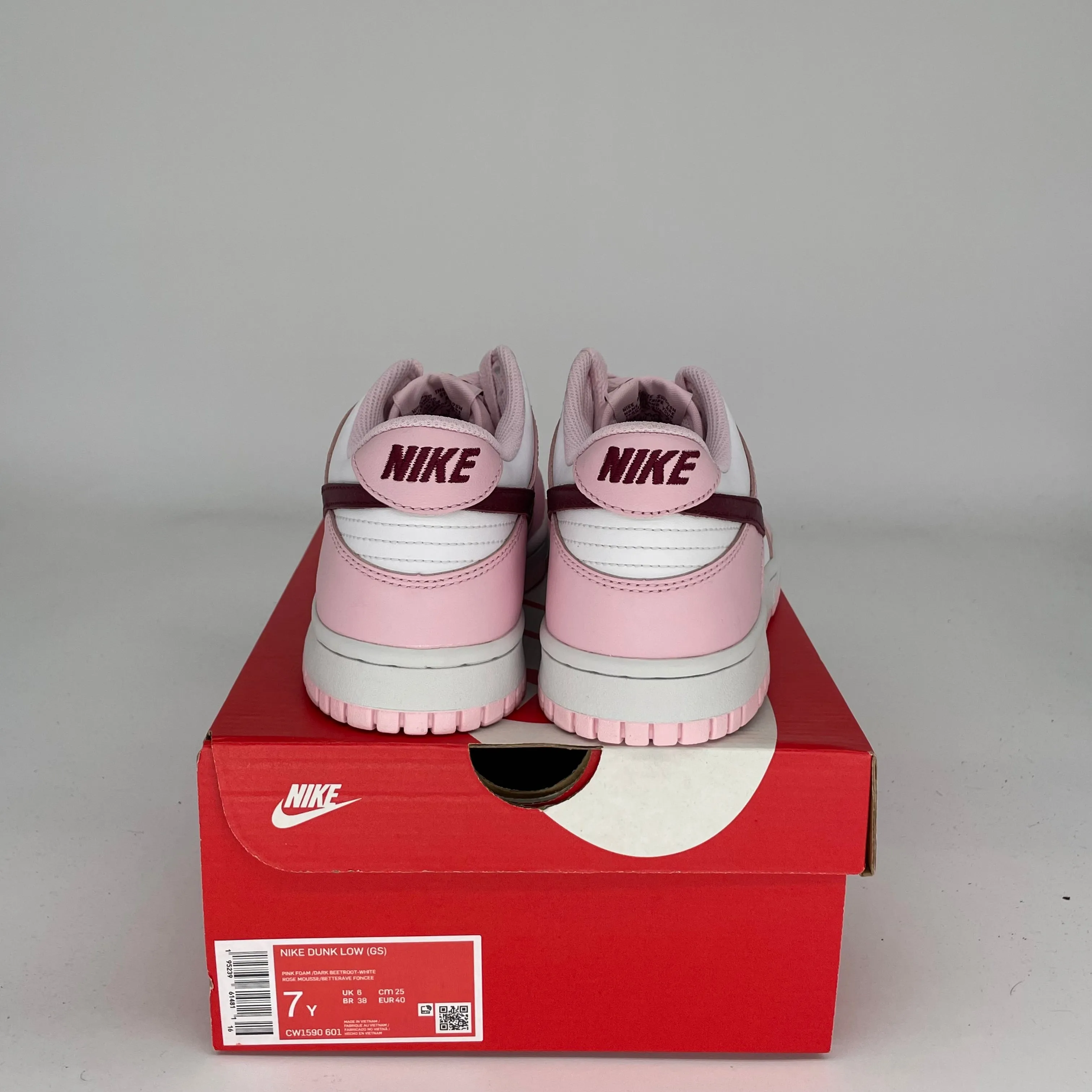 NIKE DUNK LOW PINK FOAM SIZE 7Y DH9765-001