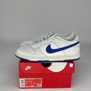 NIKE DUNK LOW SUMMIT WHITE HYPER ROYAL SIZE 7Y DH9765-105