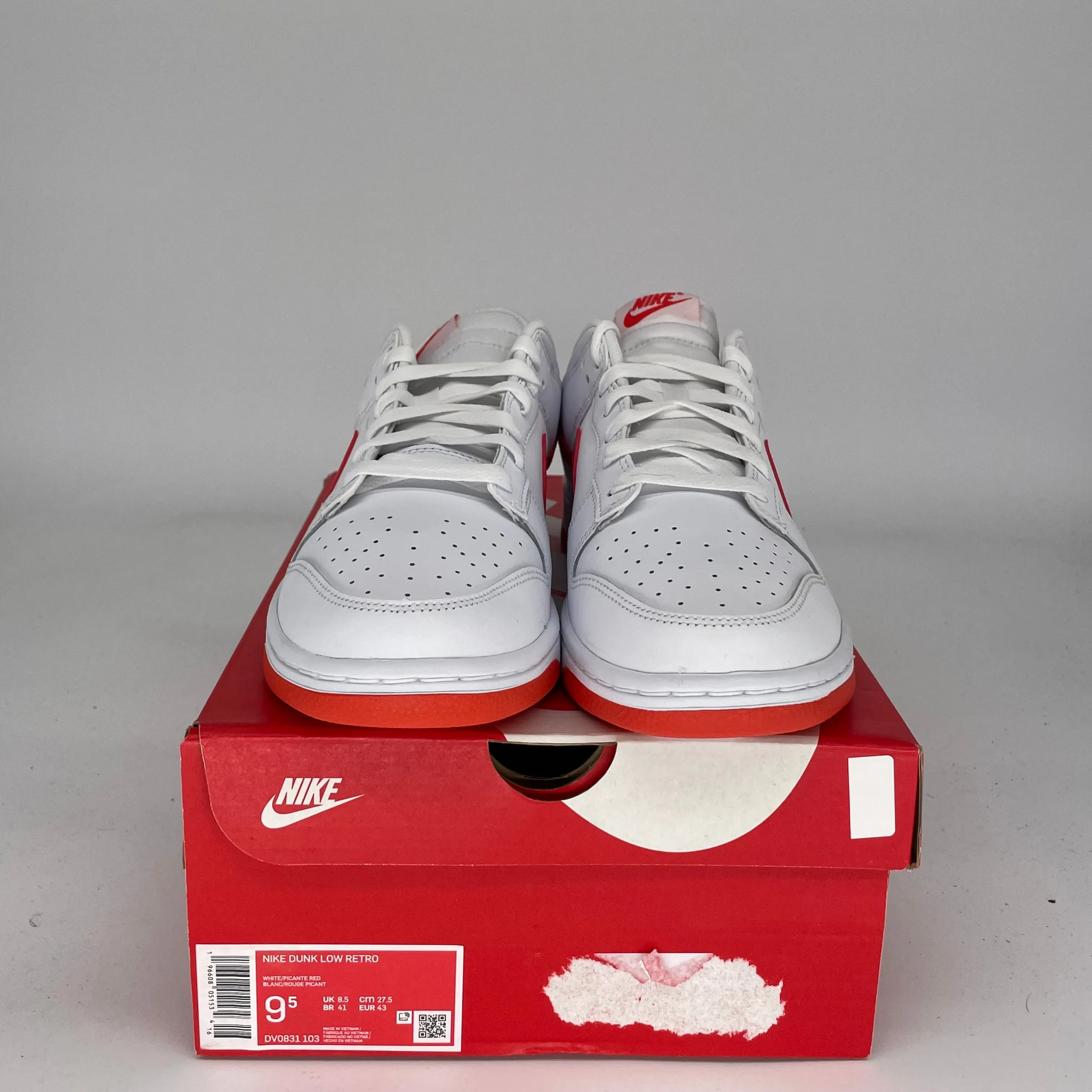 NIKE DUNK LOW WHITE PICANTE RED SIZE 9.5 DV0831-103