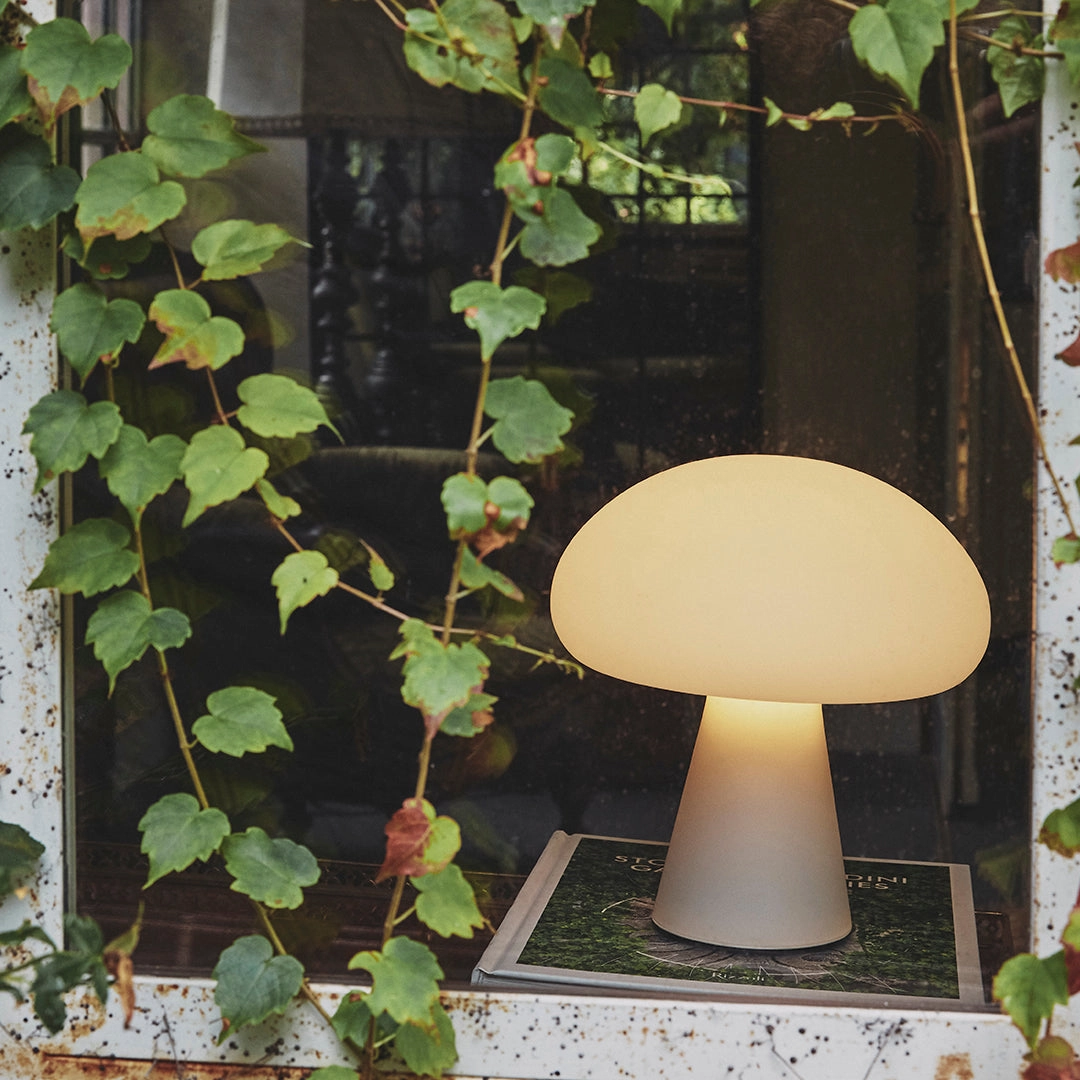 Obello Table Lamp