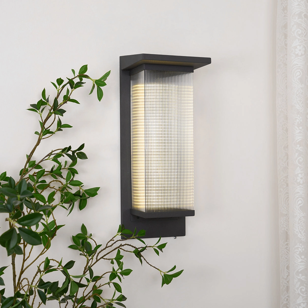 Oleron Box Outdoor Wall Lamp