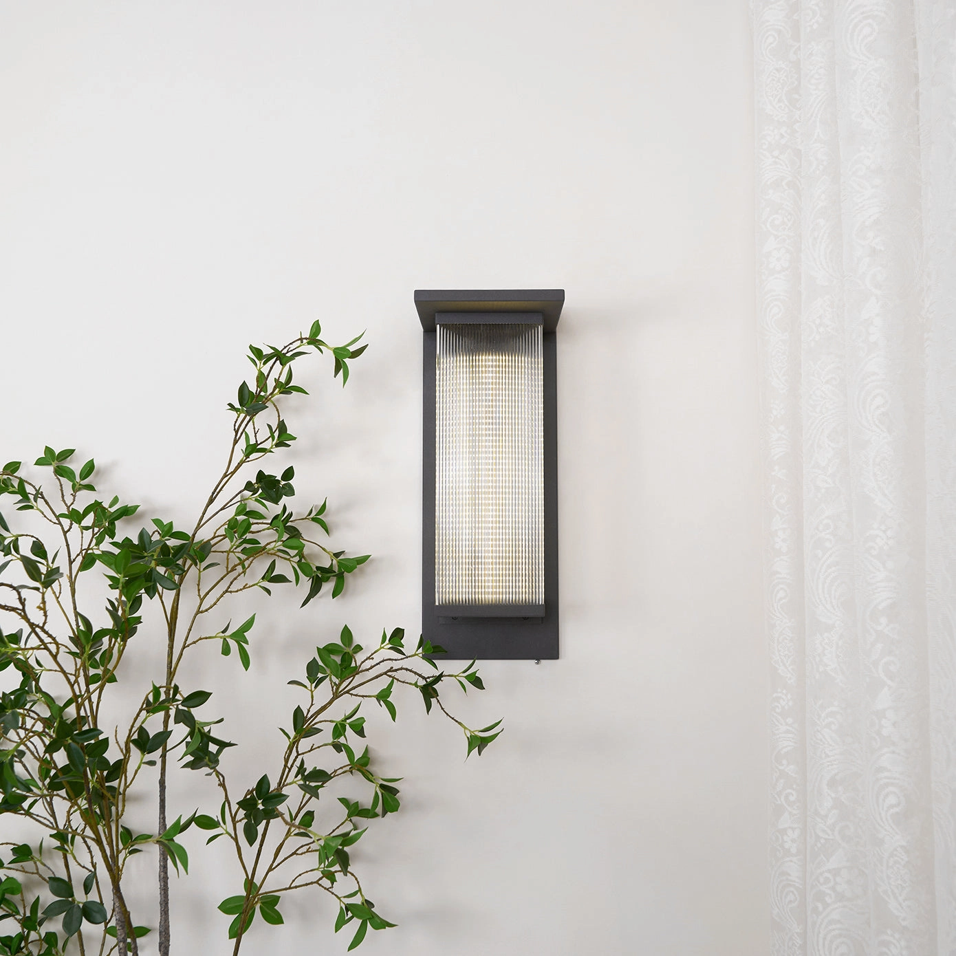 Oleron Box Outdoor Wall Lamp