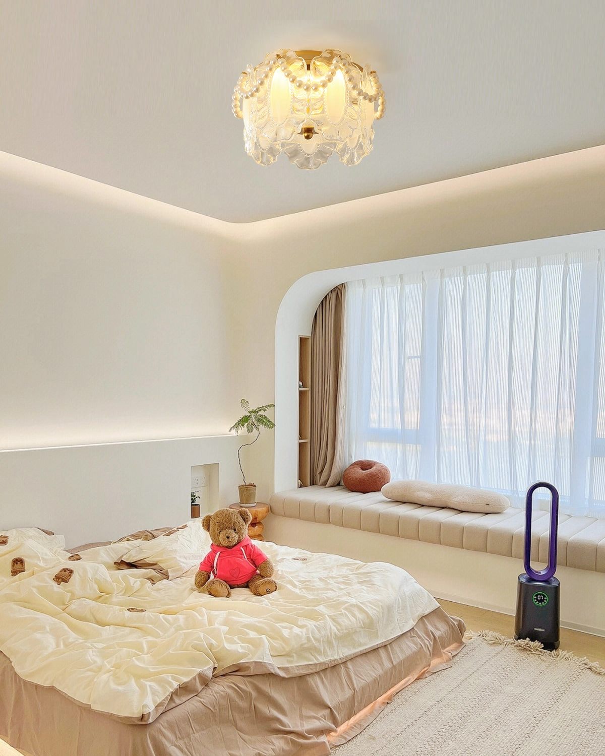 Petal Pearl Ceiling Light