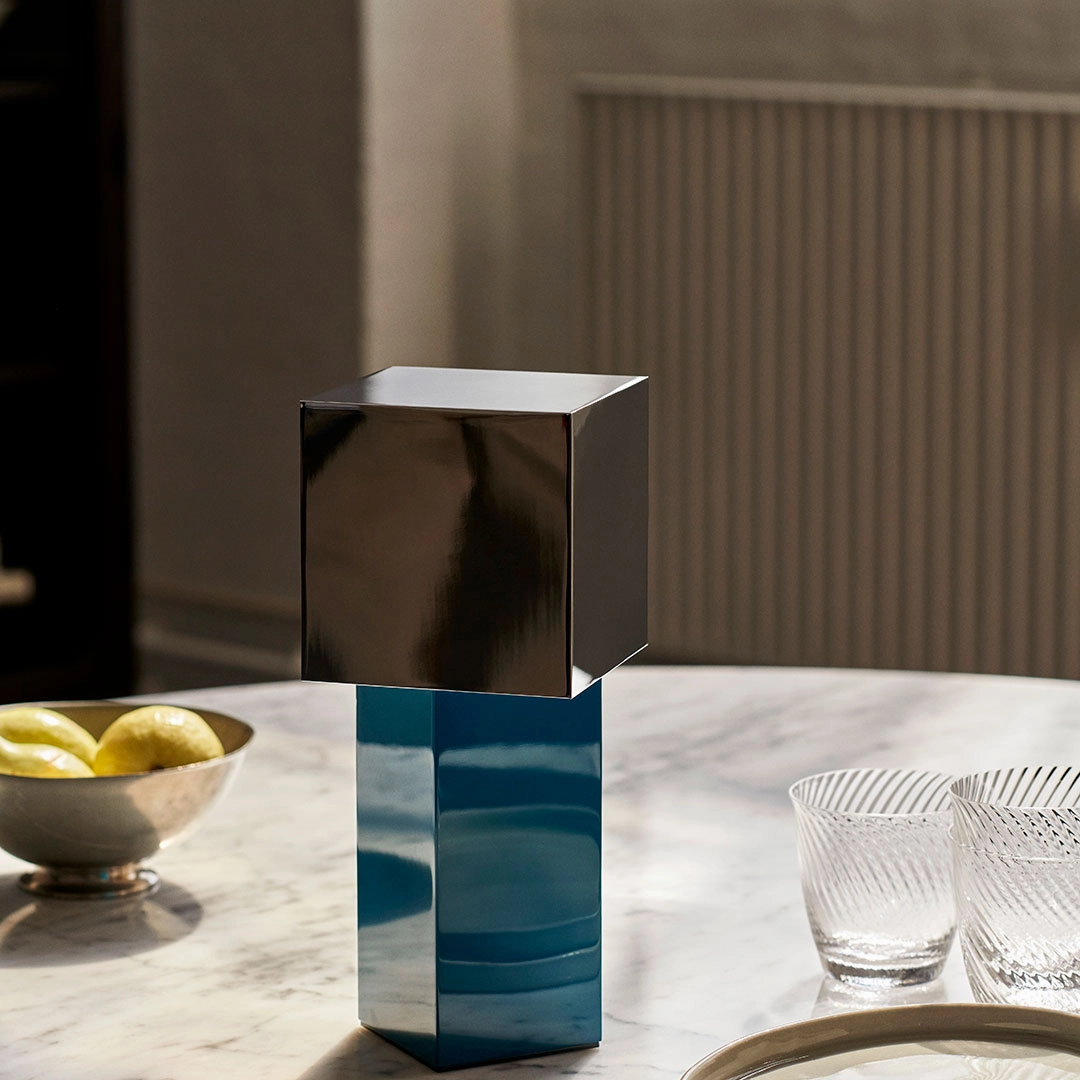 Pivot ATD7 Portable Table Lamp