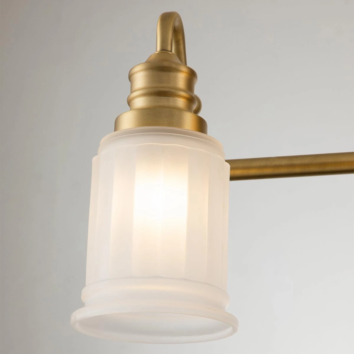 Quoizel Swell 4 Light Brass Bathroom Wall Light