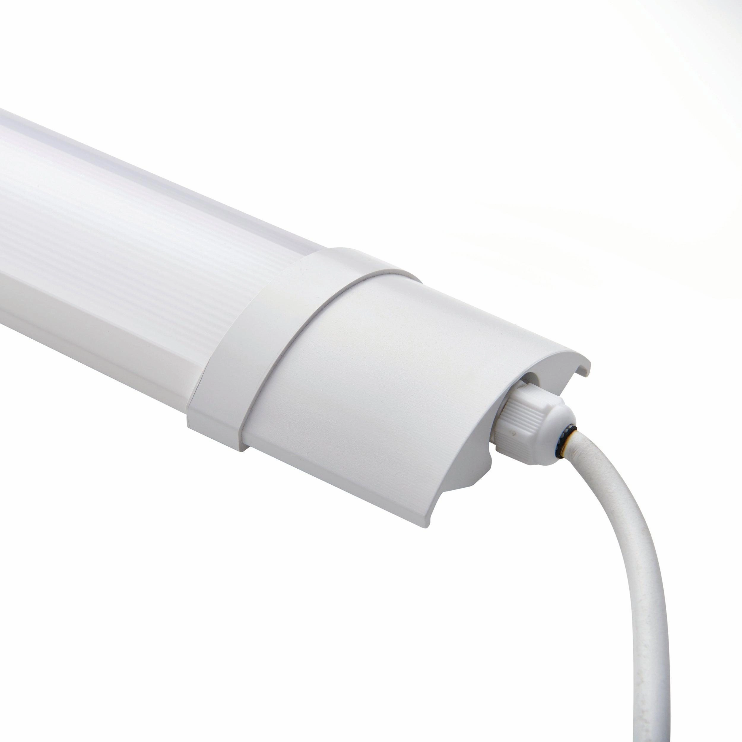 Reeve 2 Daylight White 2ft LED Batten Light IP65 18W