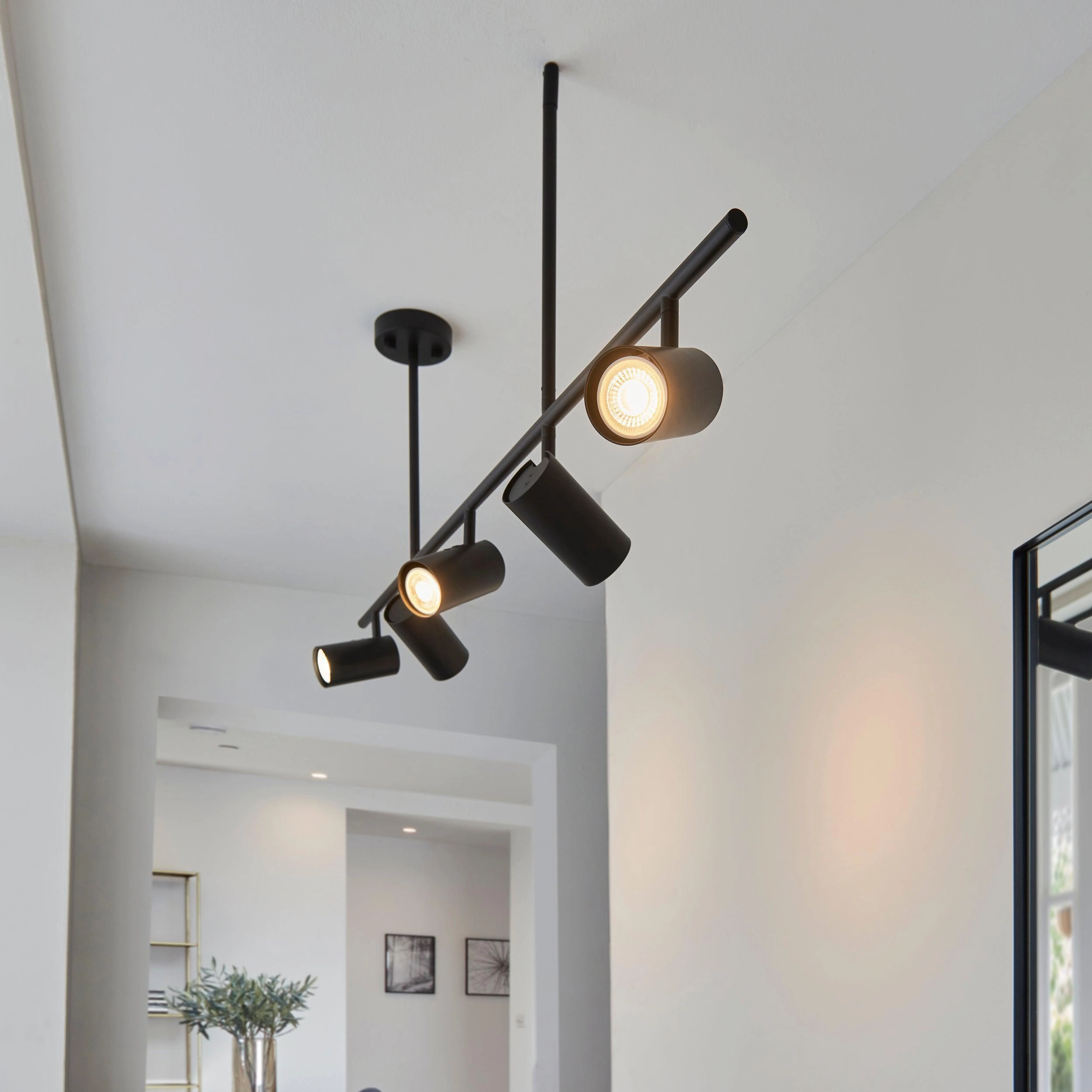 Rez 5 Light Black Modern Bar Spot Light