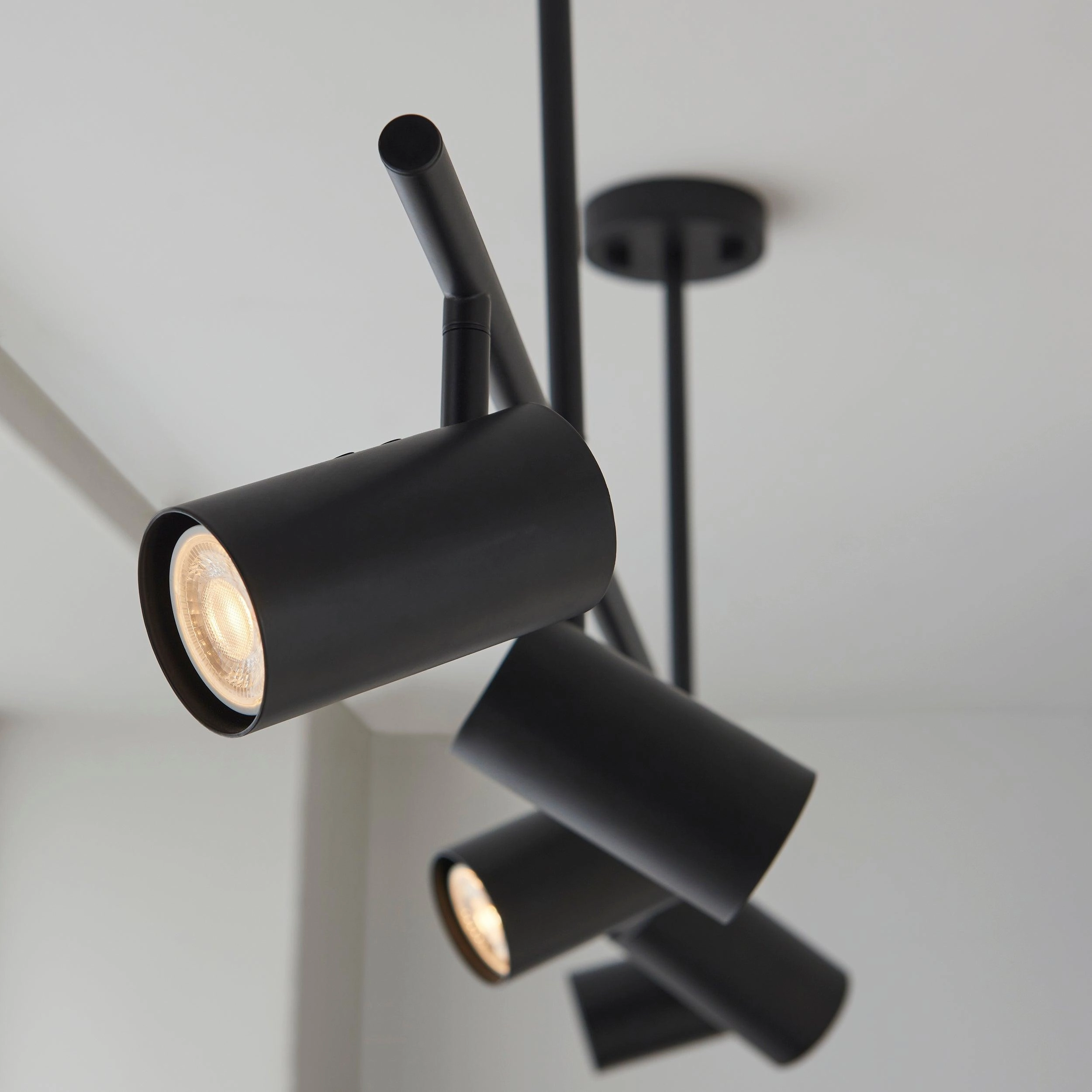 Rez 5 Light Black Modern Bar Spot Light