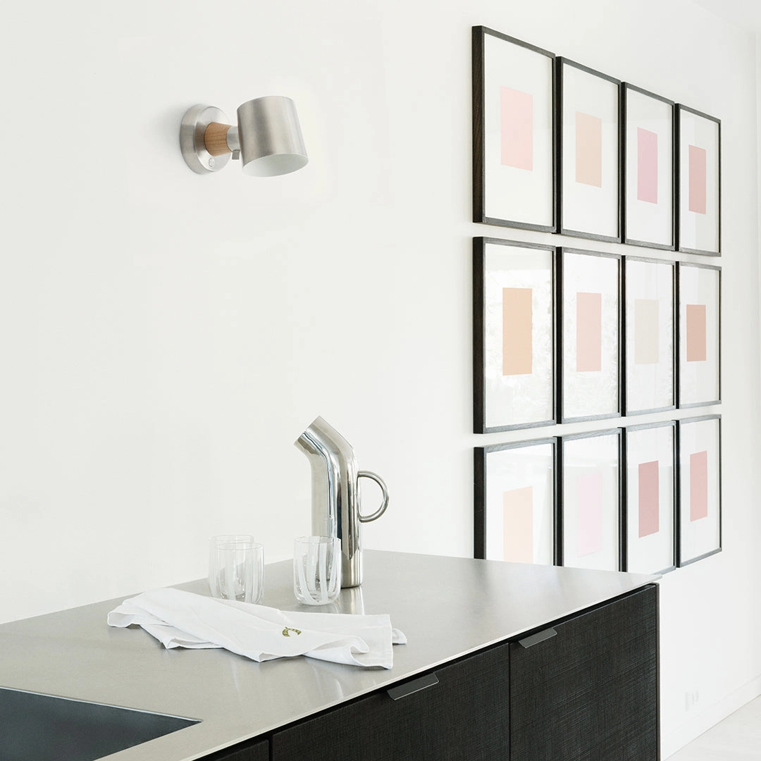 Rise Wall Lamp