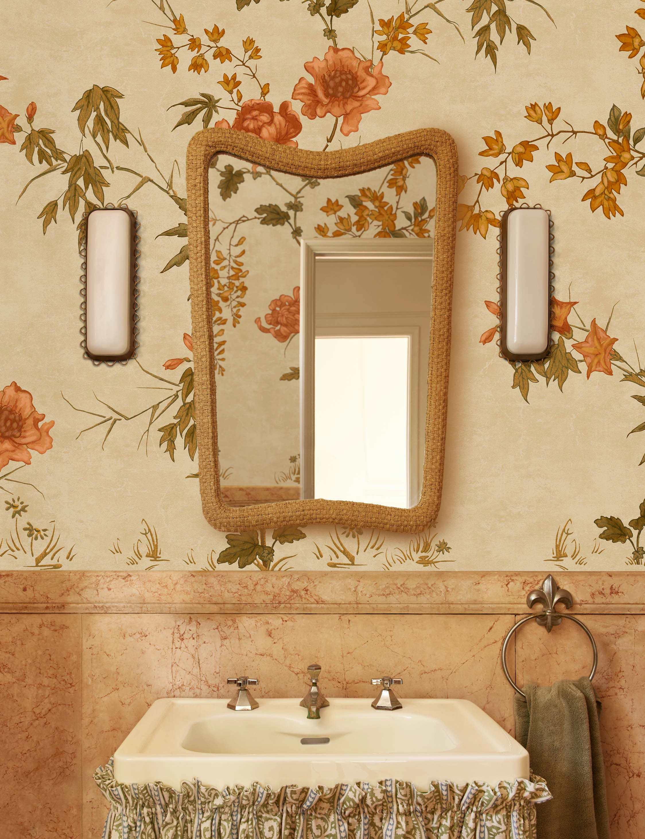 Savita Sconce