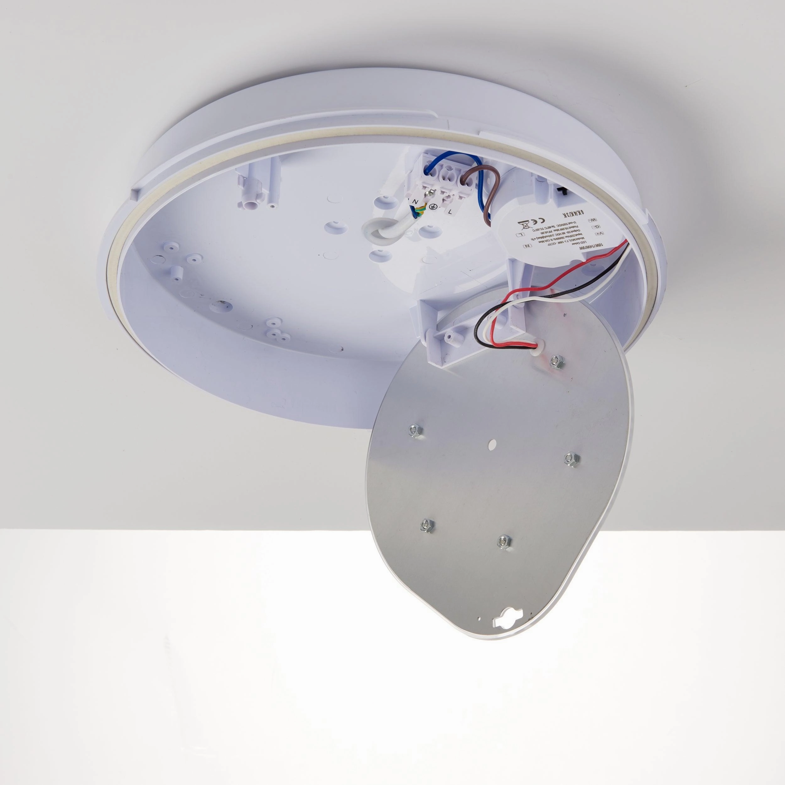 Saxby HeroPRO White LED Bulkhead Light IP65 18W - CCT