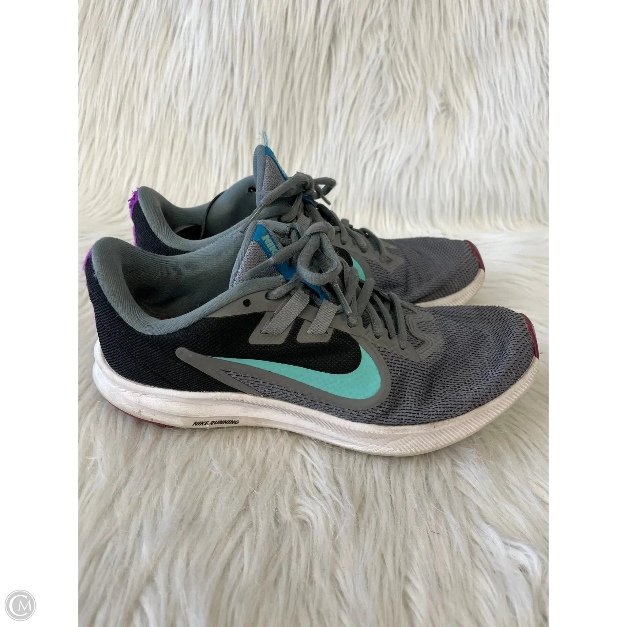 Shoes Athletic By Nike In Grey, Size: 7 nike