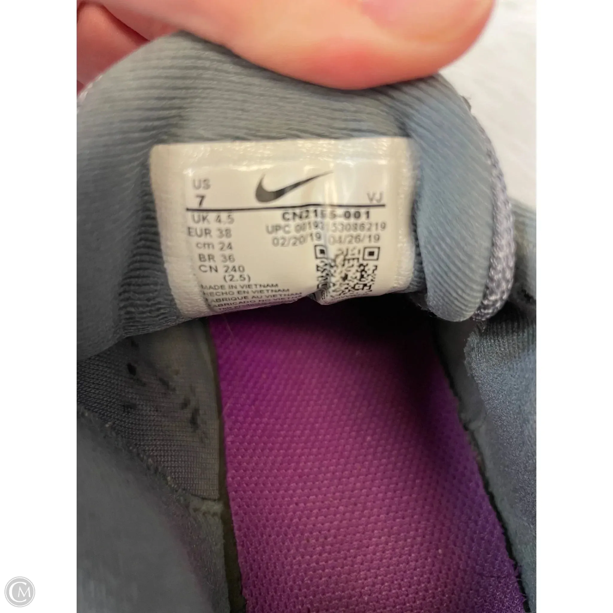 Shoes Athletic By Nike In Grey, Size: 7 nike