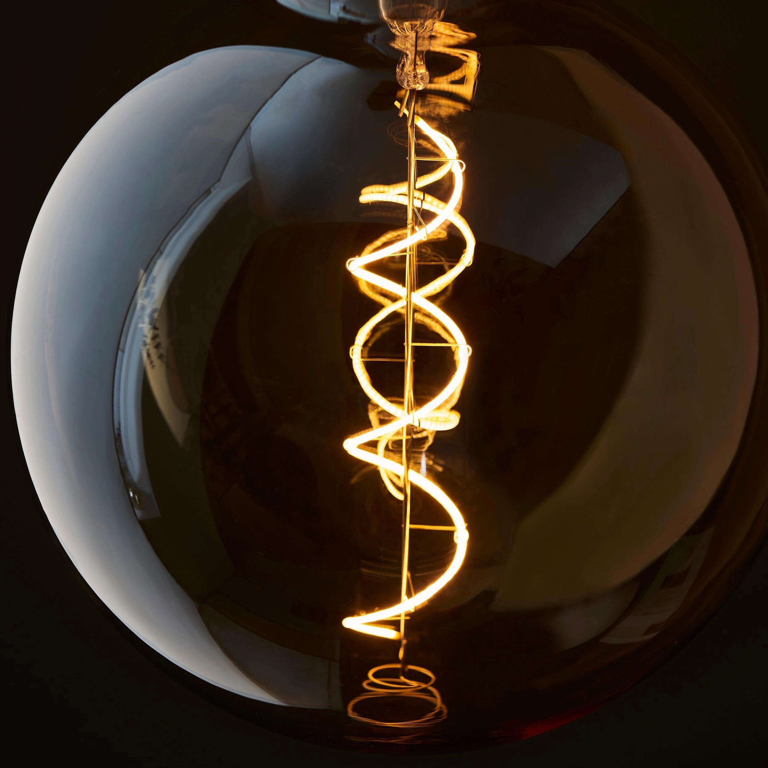 Spiral Large Amber Tinted Globe Filament 4w LED Light Bulb