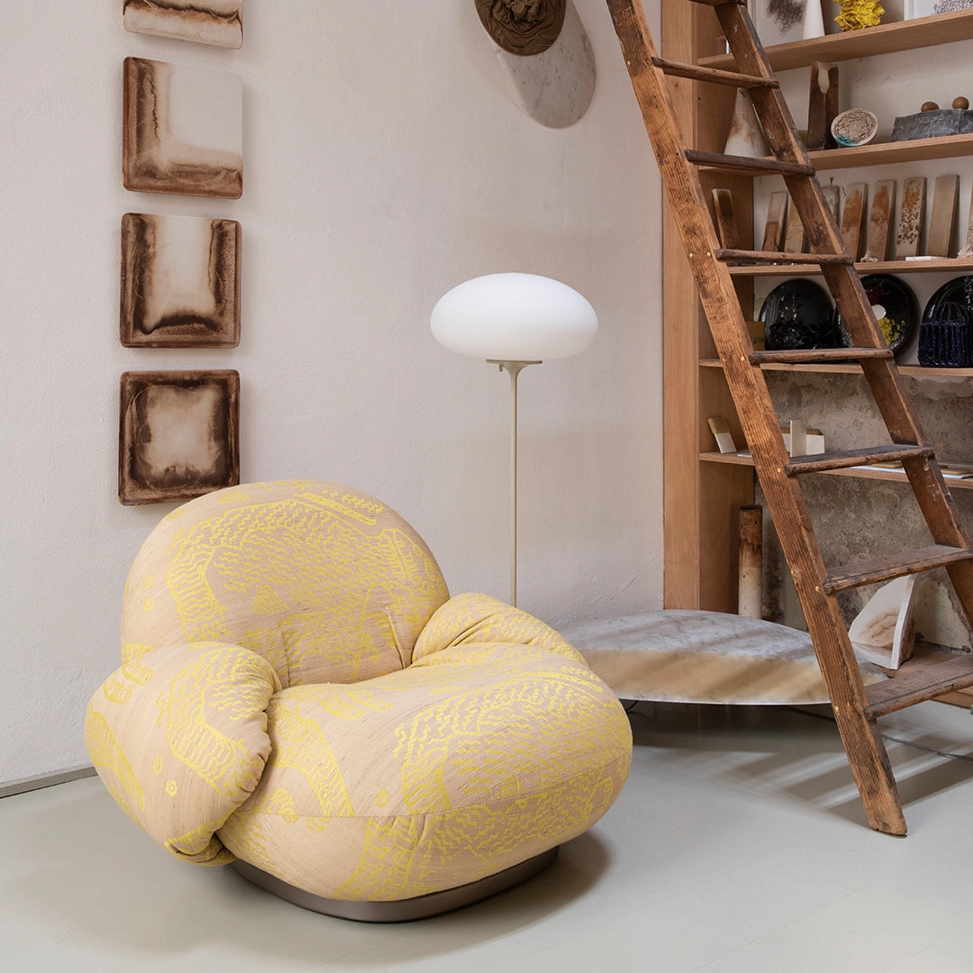 Stemlite Floor Lamp