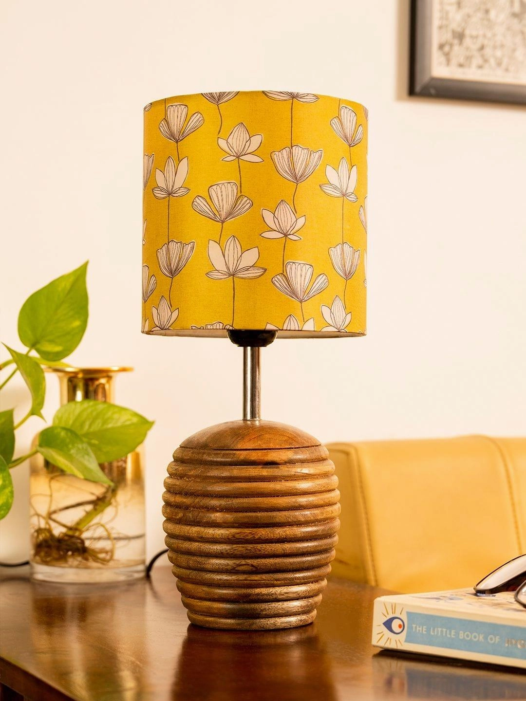 Stripped Brown Lamp with Mustard Flora multicolor shade