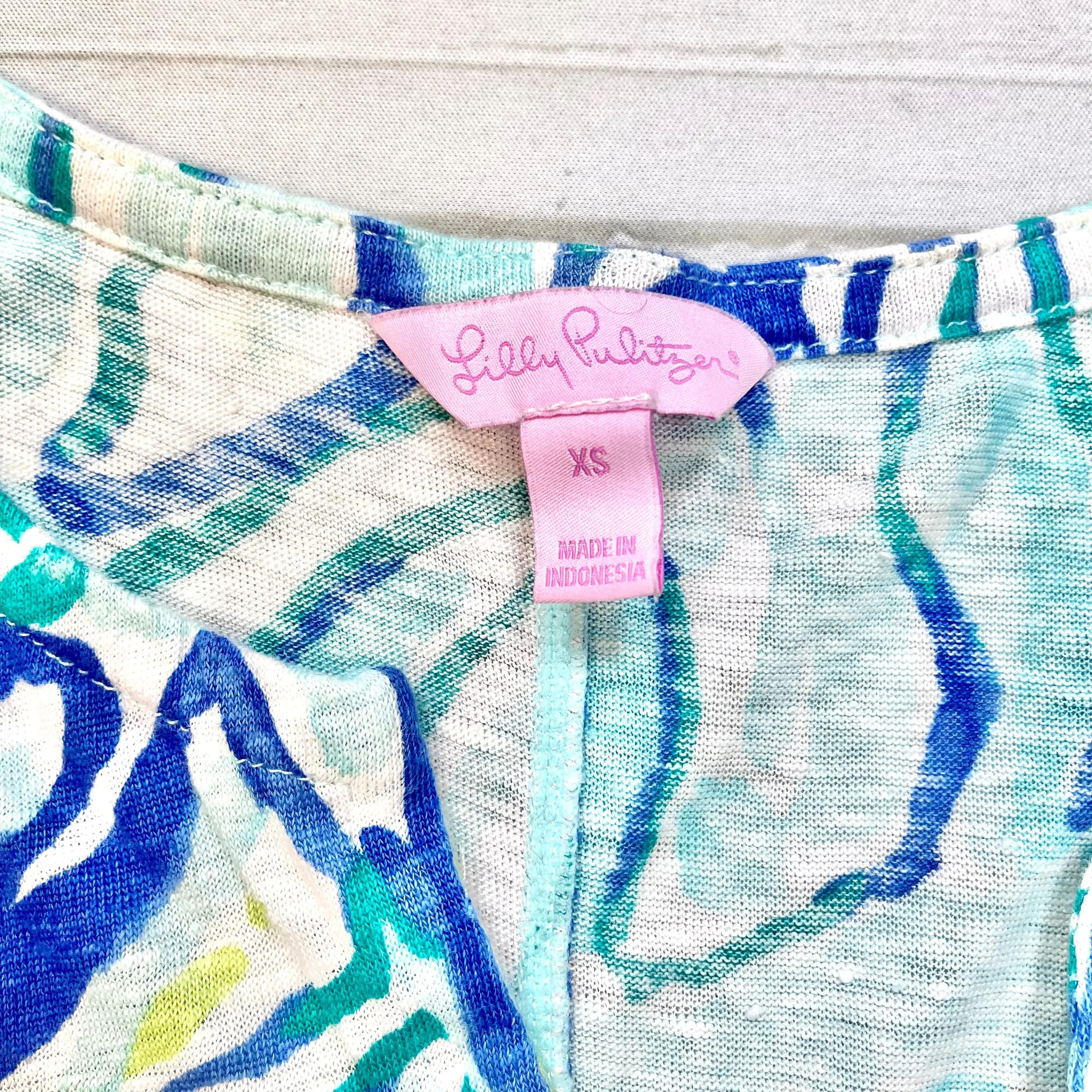 Top Short Sleeve Designer By Lilly Pulitzer  Size: Xs