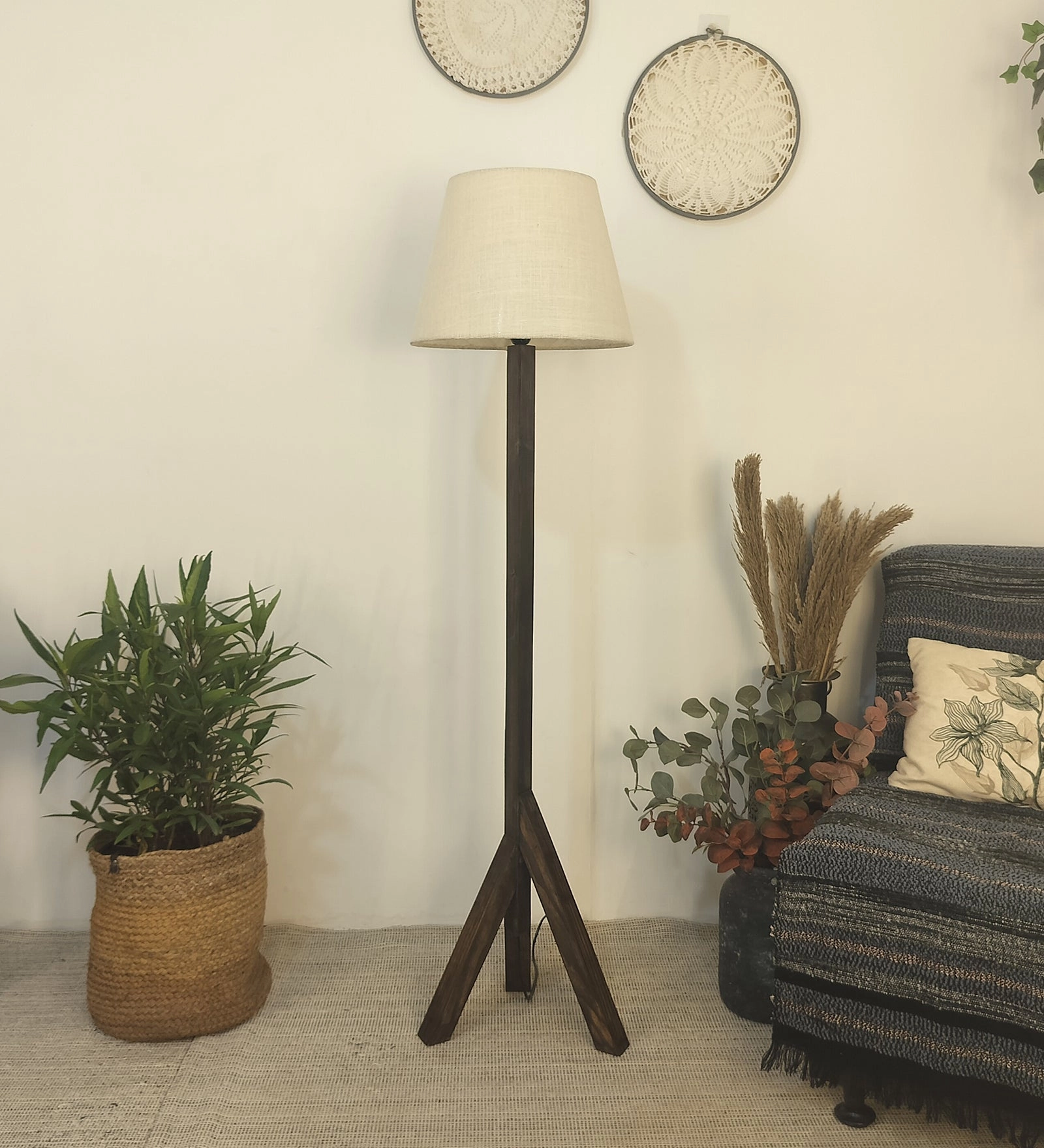 Trinca Wooden Floor Lamp with Brown Base and Jute Fabric Lampshade (BULB NOT INCLUDED) creative lampshade design