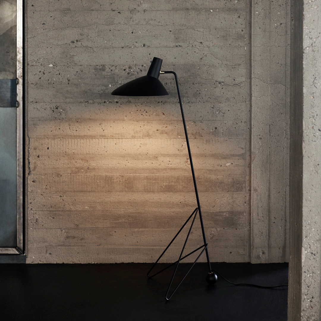 Tripod HM8 Floor Lamp