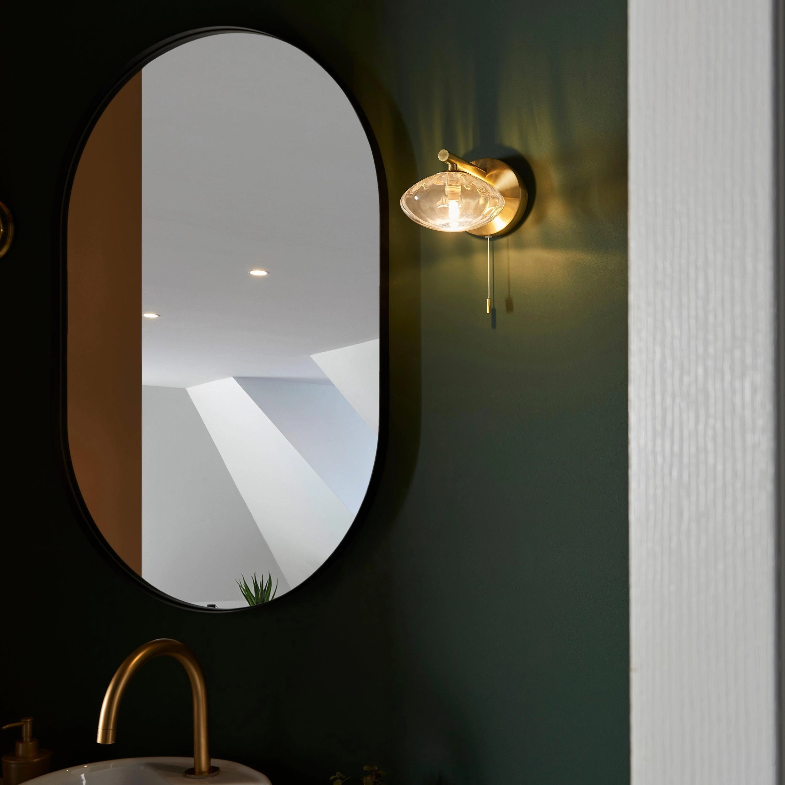 Trocadero Art Deco Brass Bathroom Wall Light - Glass Shade
