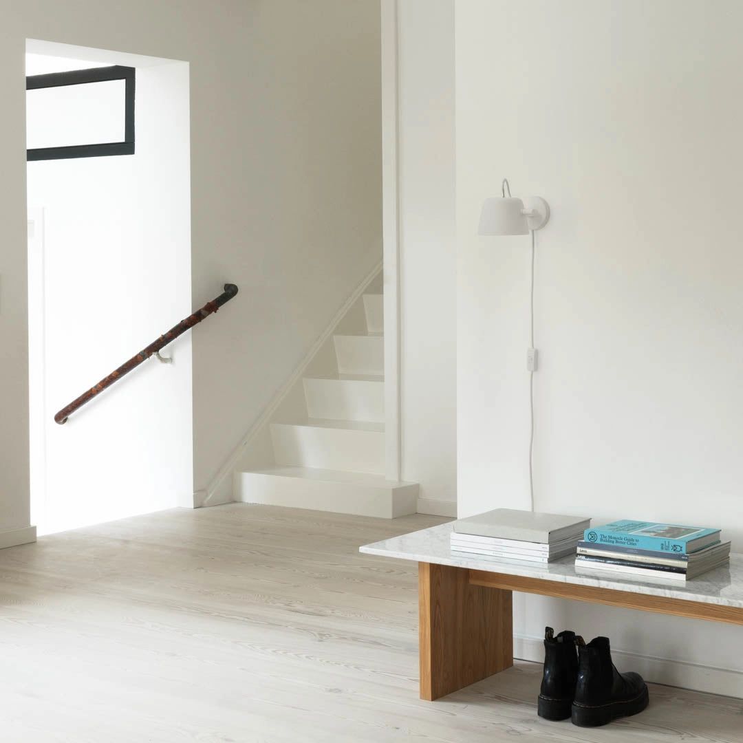 Tub Wall Lamp