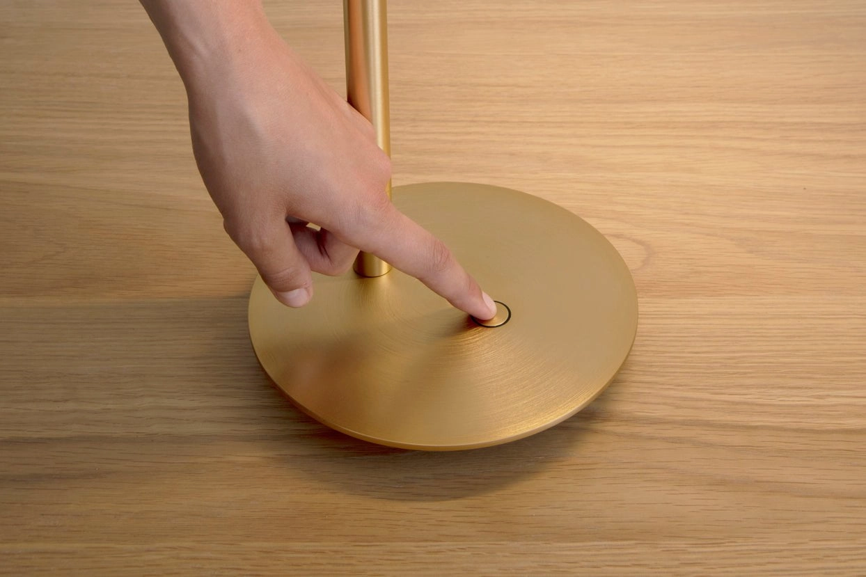 Umage Omni Table Lamp