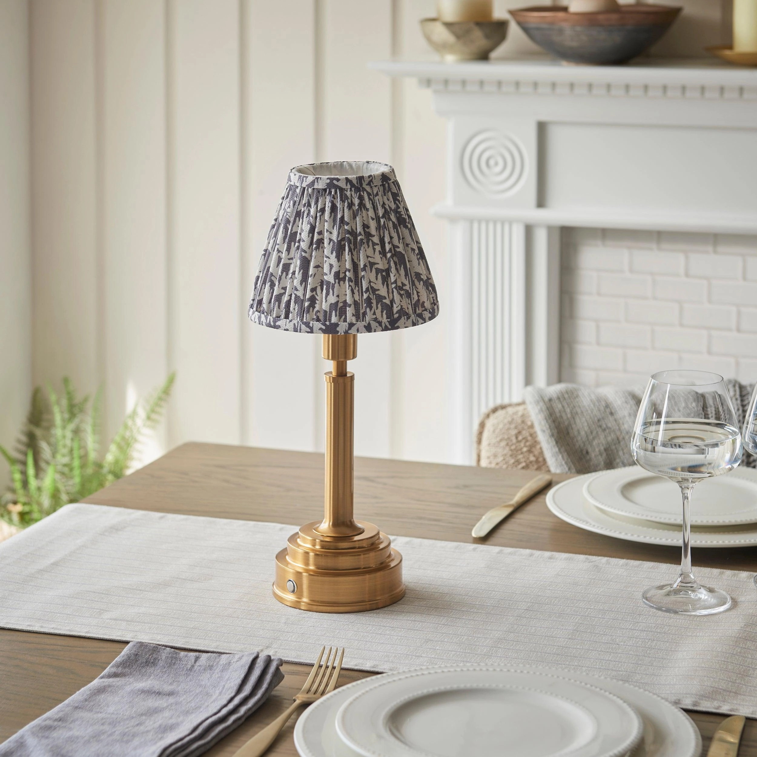 Upton Rechargeable Table Lamp & Leaf 16cm Pearl Grey Shade