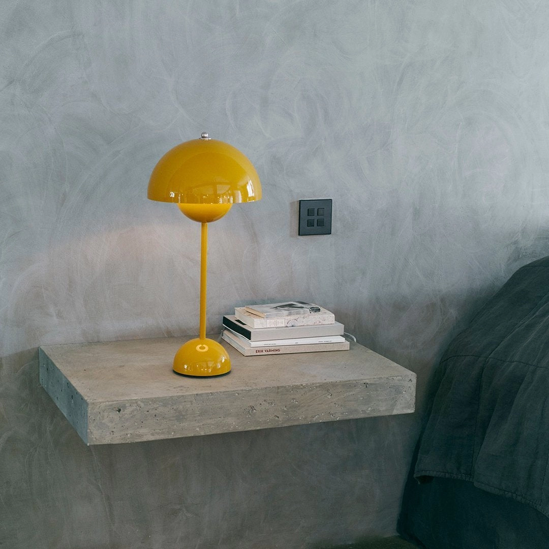 Verner Panton VP3 Flowerpot Table Lamp