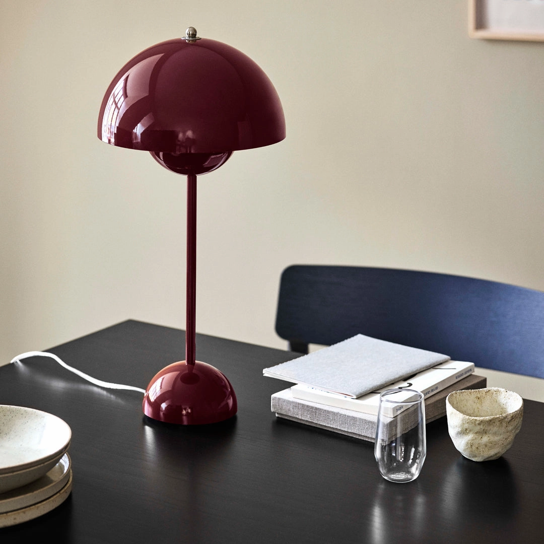 Verner Panton VP3 Flowerpot Table Lamp