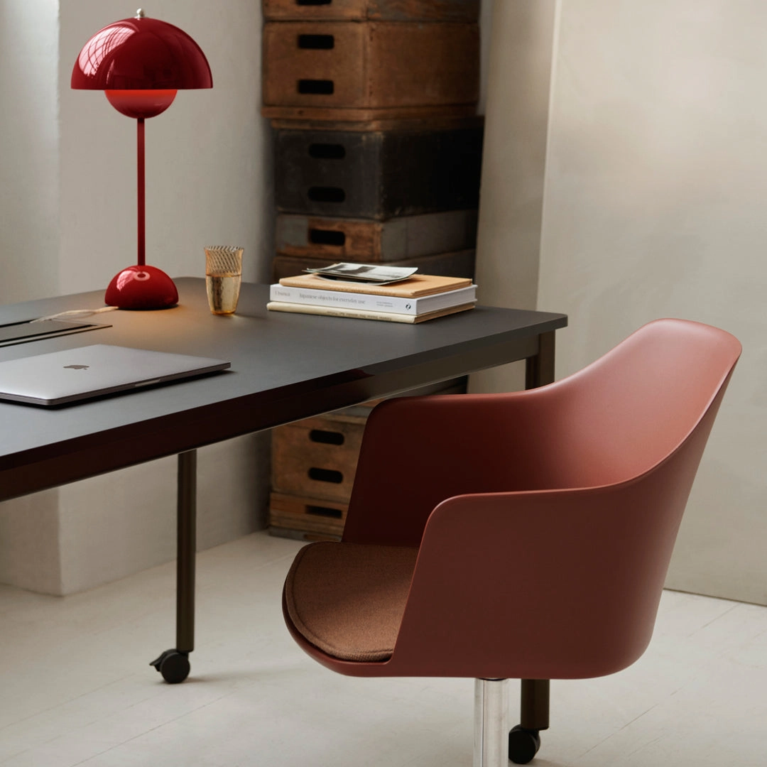 Verner Panton VP3 Flowerpot Table Lamp