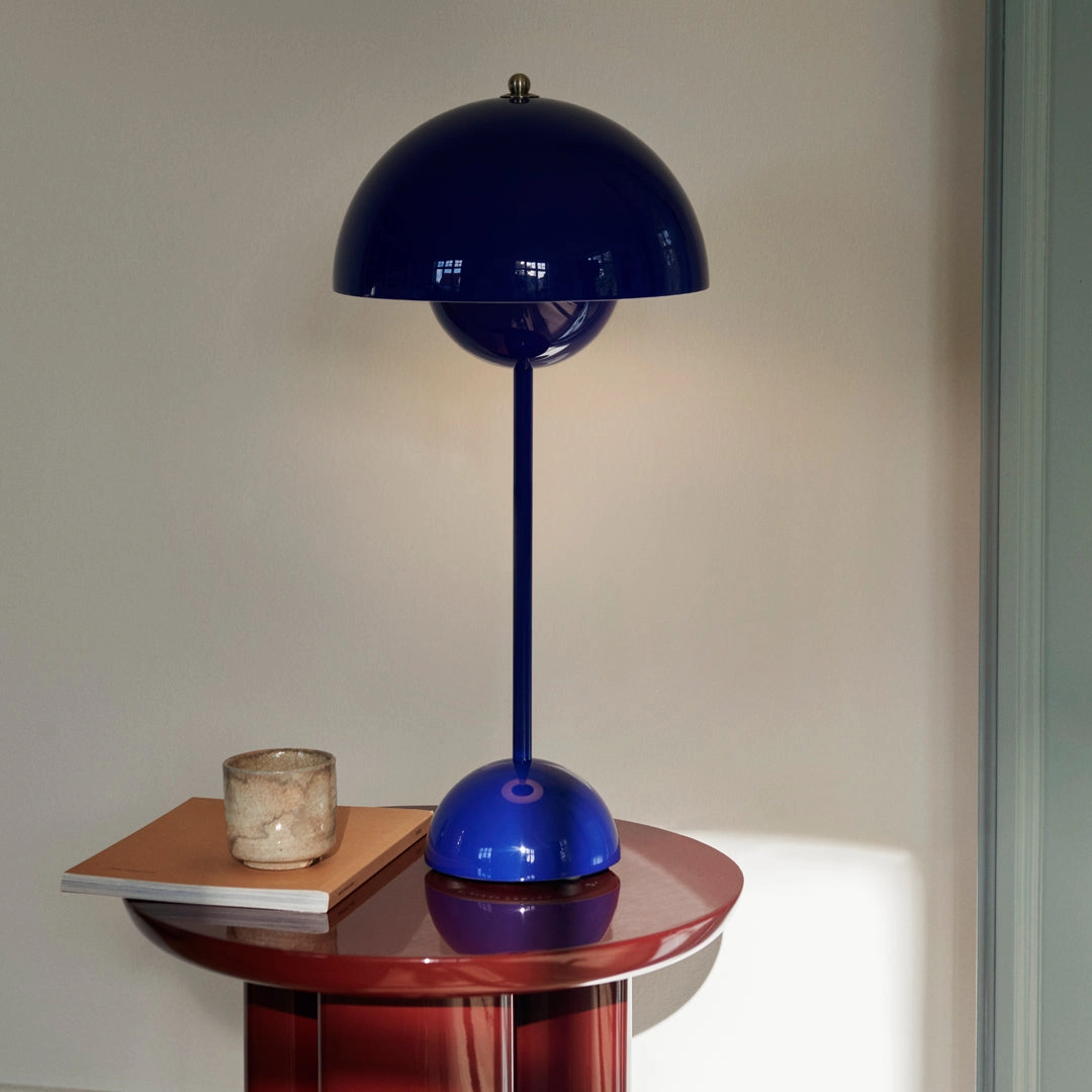 Verner Panton VP3 Flowerpot Table Lamp
