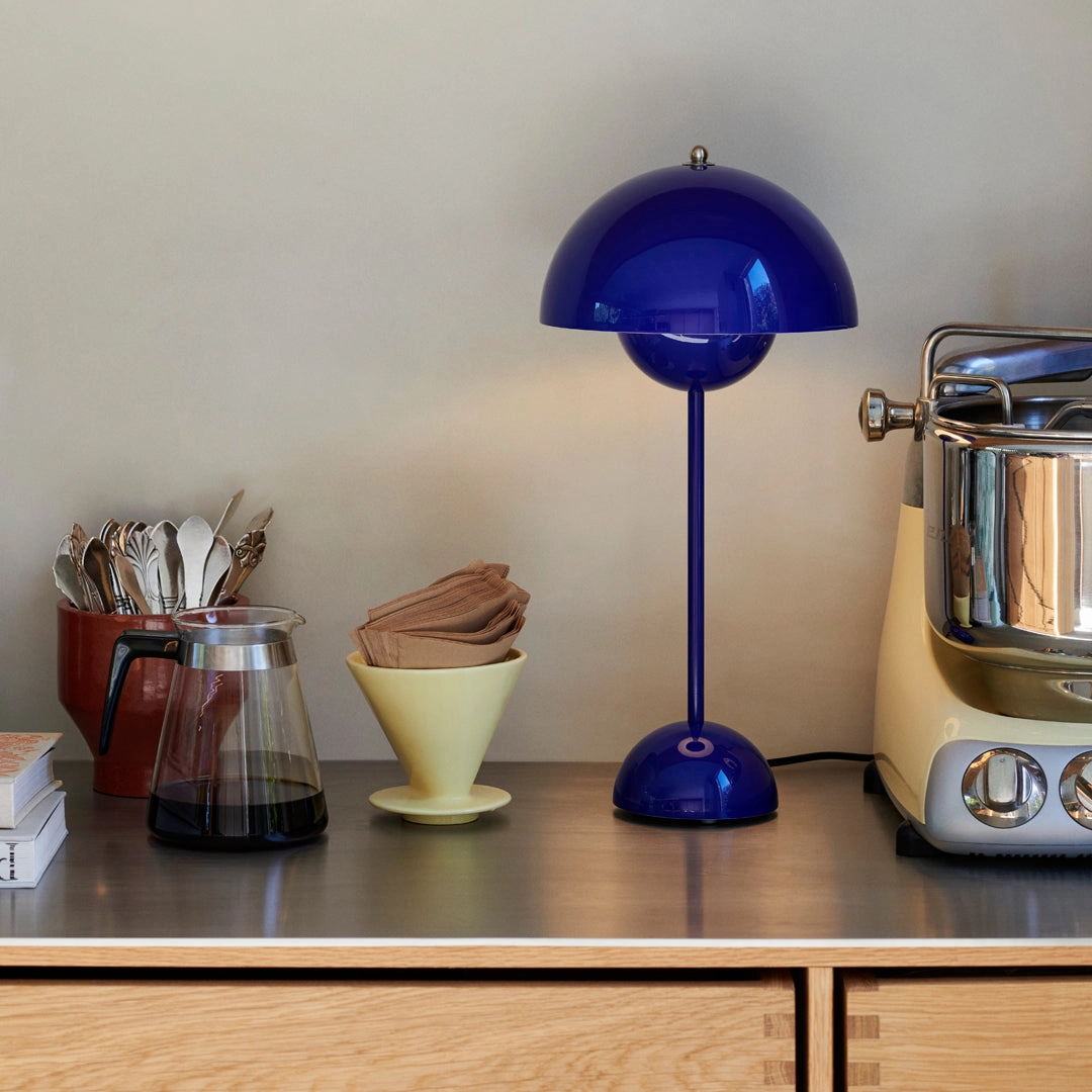 Verner Panton VP3 Flowerpot Table Lamp