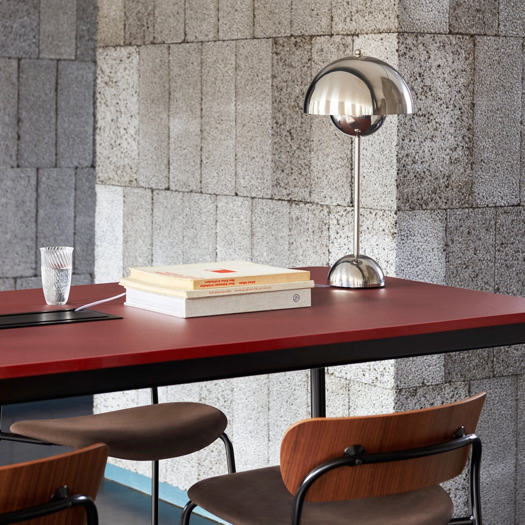 Verner Panton VP3 Flowerpot Table Lamp