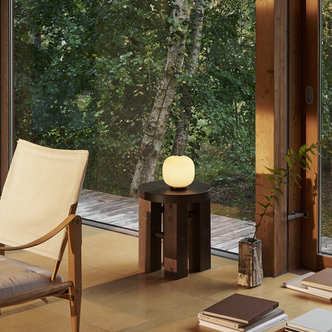 VL45 Radiohus Portable Lamp