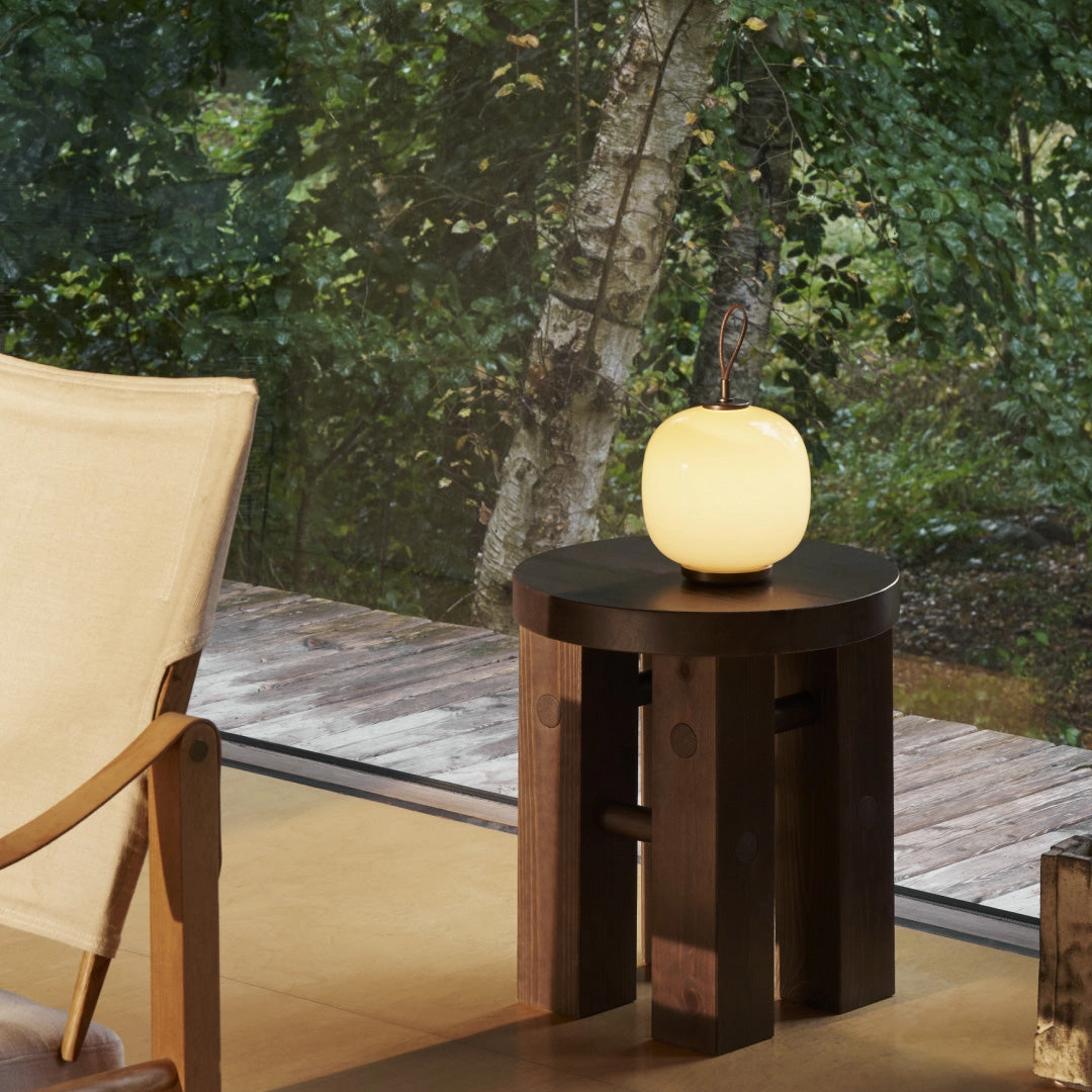 VL45 Radiohus Portable Lamp