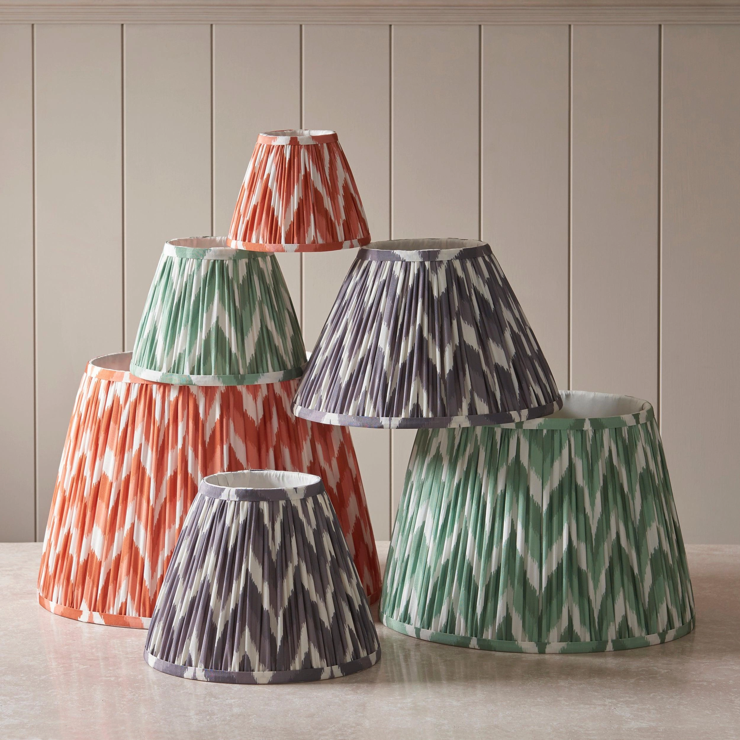 Zigzag 20cm Apricot Lamp Shade